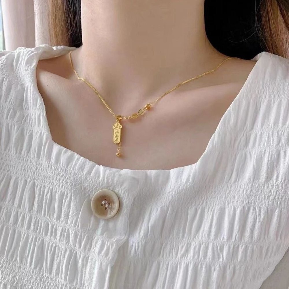 Text Sequins Birthday Pendant necklace